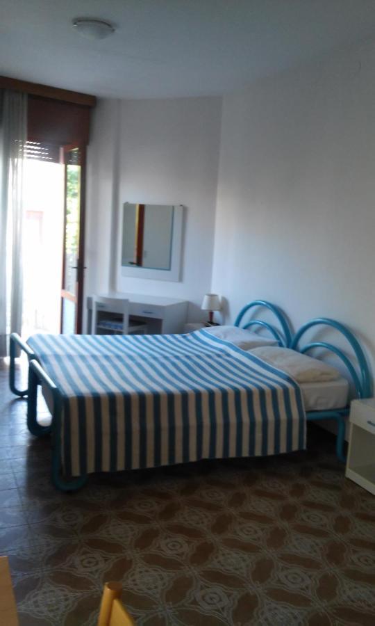Residence Gallo - Walterigato Apartments Per Solo Famiglie Lido di Jesolo Eksteriør billede